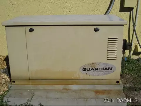 2004 Orange Tree Dr, Edgewater, FL 32141 photo 14