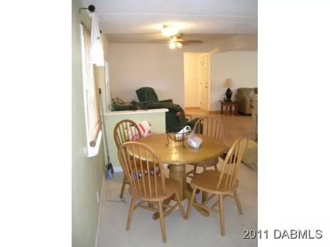 565 Cameo Dr, Ormond Beach, FL 32174 photo 6