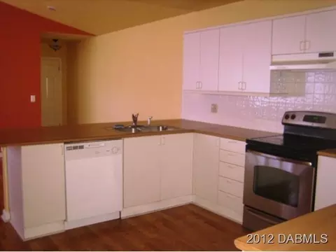 13 Treetop Cir, Ormond Beach, FL 32174 photo 3