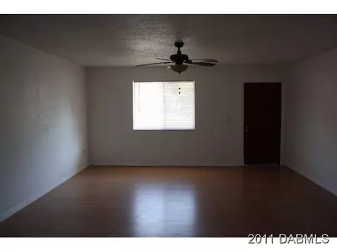 3410 Tamarind Dr, Edgewater, FL 32141 photo 2