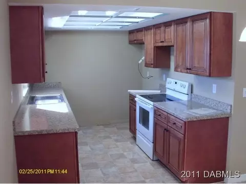 50 Sea Harbor Dr, Ormond Beach, FL 32176 photo 3