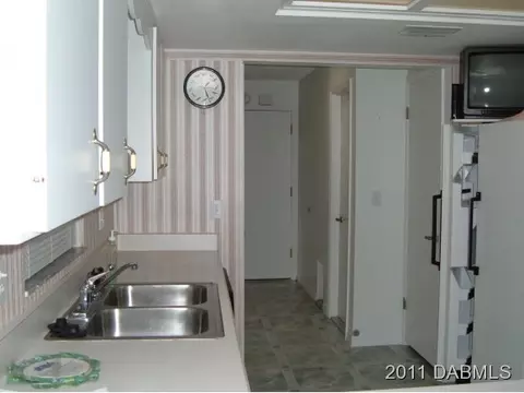 121 Oak Ridge Ave, Edgewater, FL 32132 photo 18