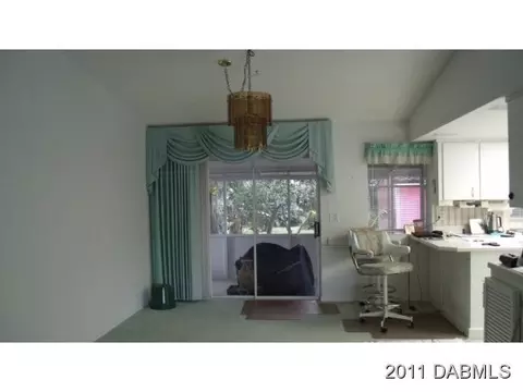 121 Oak Ridge Ave, Edgewater, FL 32132 photo 8