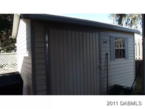 121 Oak Ridge Ave, Edgewater, FL 32132 photo 3