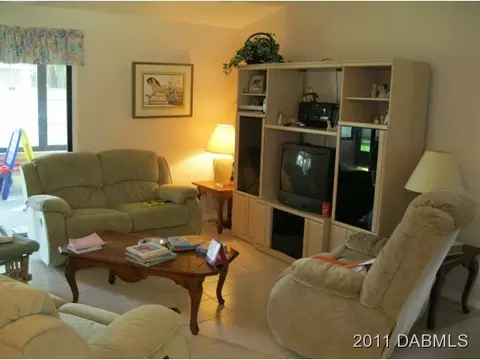 348 S Orchard St, Ormond Beach, FL 32174 photo 4