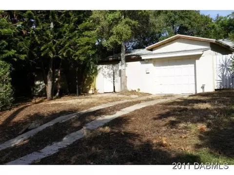 319 S Halifax Dr, Ormond Beach, FL 32176 photo 1