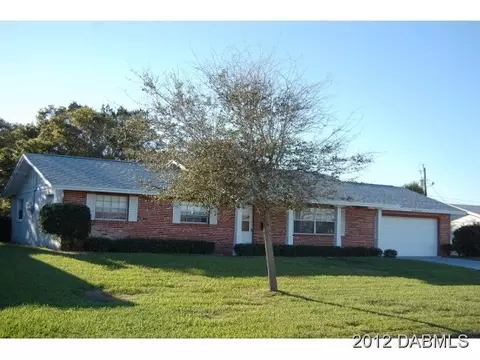 104 Fairway Dr, Ormond Beach, FL 32176 photo 2