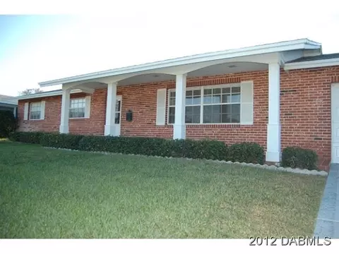 104 Fairway Dr, Ormond Beach, FL 32176 photo 1