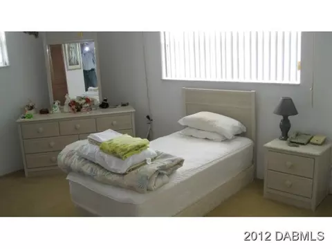 27 Valhalla Ave, Ormond Beach, FL 32176 photo 9