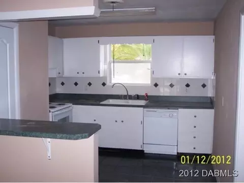 1284 Biltmore Dr, Ormond Beach, FL 32174 photo 3
