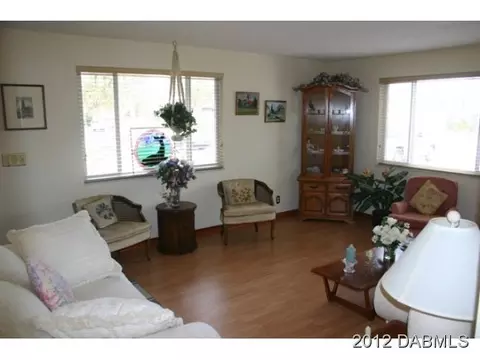42 Sandra Dr, Ormond Beach, FL 32176 photo 6