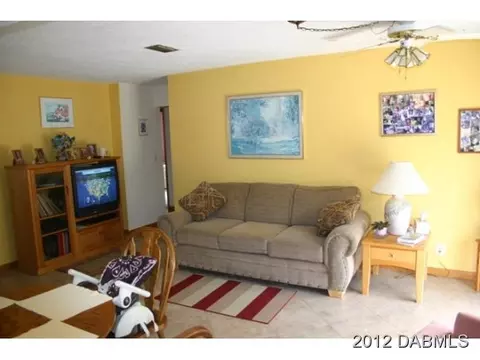 42 Sandra Dr, Ormond Beach, FL 32176 photo 4