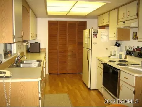 402 Sea Hawk Ct, Edgewater, FL 32141 photo 7