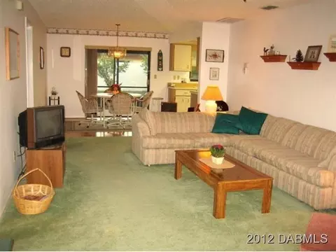 402 Sea Hawk Ct, Edgewater, FL 32141 photo 3