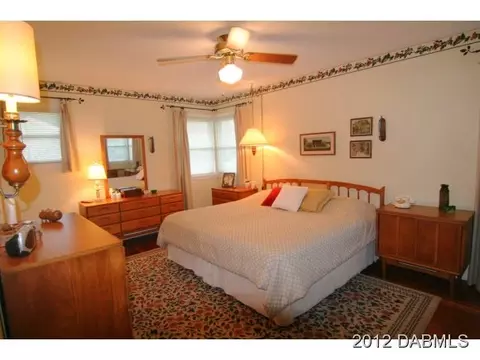 322 N Beach St, Ormond Beach, FL 32174 photo 5