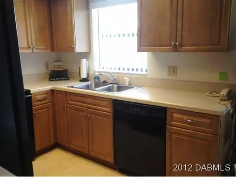 2352 Evergreen Dr, Edgewater, FL 32141 photo 6