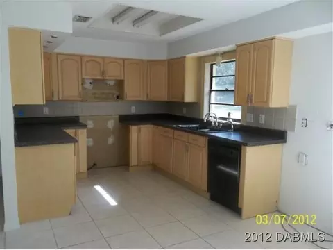 3 Needles Ln, Ormond Beach, FL 32174 photo 4