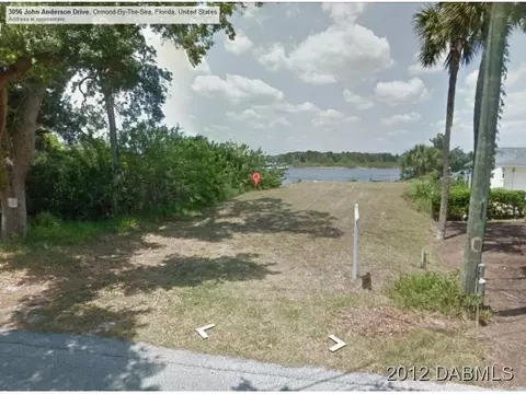 3040 John Anderson Dr, Ormond Beach, FL 32176 photo 1