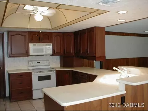 1210 Oak Forest Dr, Ormond Beach, FL 32174 photo 3