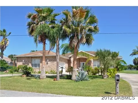 125 Palm Breeze Dr, Edgewater, FL 32141 photo 1