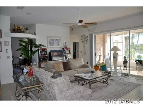 125 Palm Breeze Dr, Edgewater, FL 32141 photo 9