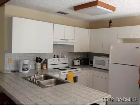 32 Capistrano Dr, Ormond Beach, FL 32176 photo 6