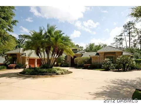 10 Moss Point Dr, Ormond Beach, FL 32174 photo 2