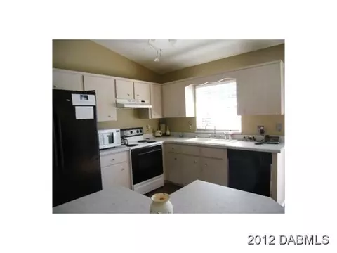 3404 Lime Tree Dr, Edgewater, FL 32141 photo 4