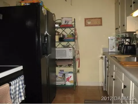 172 Valencia Dr, Ormond Beach, FL 32176 photo 3