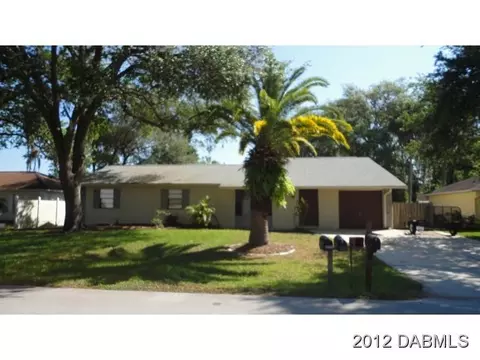 2417 Royal Palm Dr, Edgewater, FL 32141 photo 2