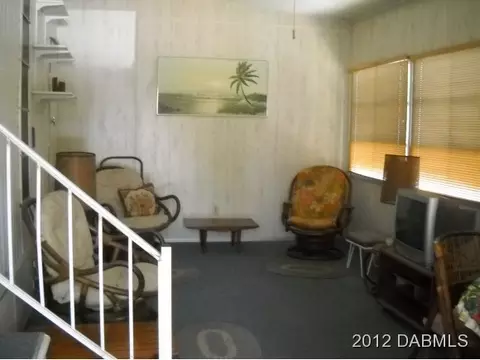 1905 Woodcrest Dr, Ormond Beach, FL 32174 photo 2