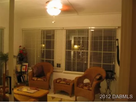 131 E Woodhaven Cir, Ormond Beach, FL 32174 photo 9