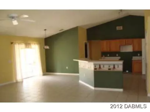 16 Eagle Crest Path, Palm Coast, FL 32164 photo 5