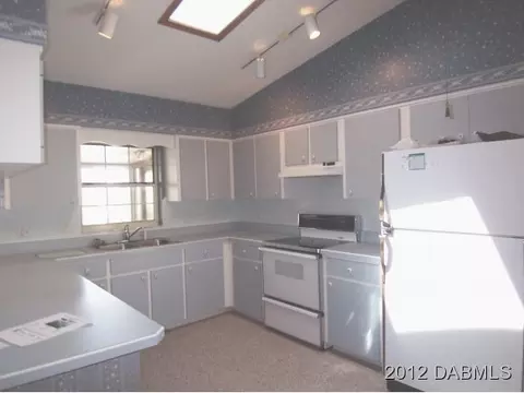 154 Standish Dr, Ormond Beach, FL 32176 photo 3