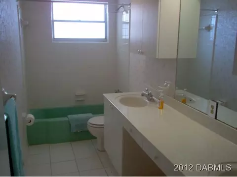198 Ocean Ter, Ormond Beach, FL 32176 photo 11