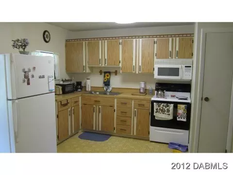 708 Garden Ln, Ormond Beach, FL 32174 photo 6