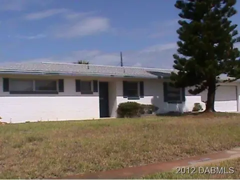 4 Pine Tree Cir, Ormond Beach, FL 32176 photo 1
