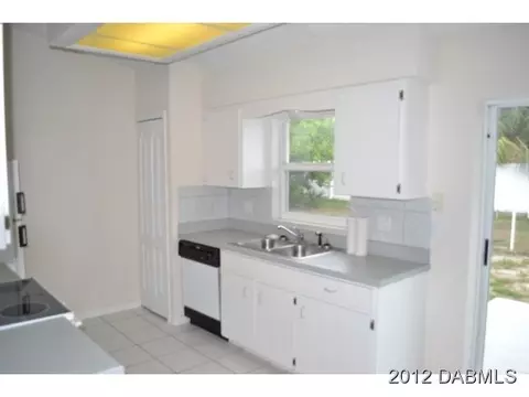 17 Tarpon Ave, Ormond Beach, FL 32176 photo 8