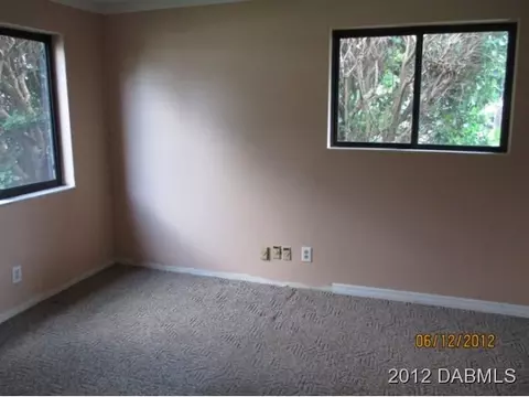 233 Chippewa Cir, Ormond Beach, FL 32174 photo 4