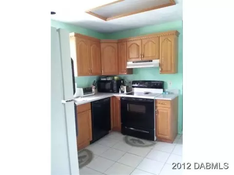 212 Conifer Ln, Ormond Beach, FL 32174 photo 4