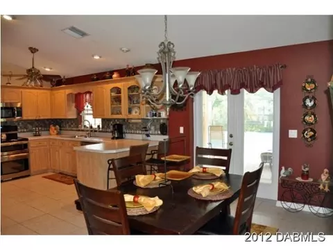 2529 Royal Palm Dr, Edgewater, FL 32141 photo 6