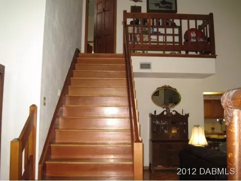 302 River Bluff Dr, Ormond Beach, FL 32174 photo 4