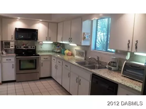 1118 Parkside Dr, Ormond Beach, FL 32174 photo 4