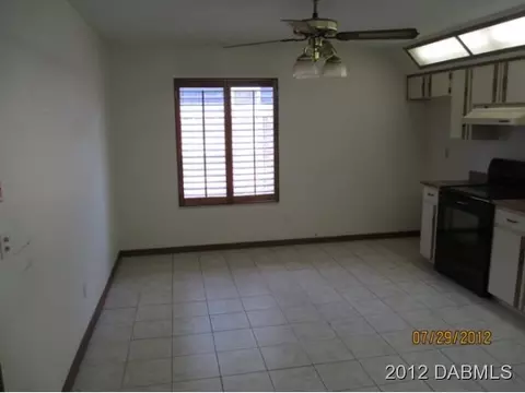 790 E Victoria Cir, Ormond Beach, FL 32174 photo 4