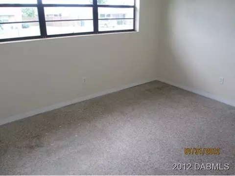 30 Raymonde Cir, Ormond Beach, FL 32176 photo 5