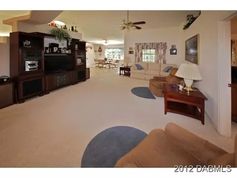 1317 Queen Palm Dr, Edgewater, FL 32132 photo 2