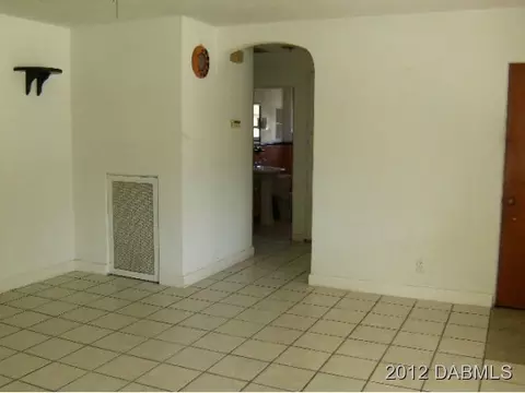 81 Live Oak Ave, Ormond Beach, FL 32174 photo 4