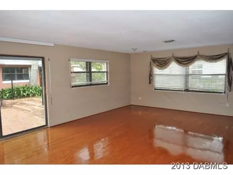 30 Colonial Cir, Ormond Beach, FL 32176 photo 5