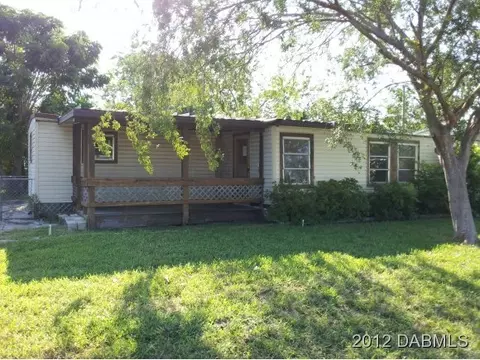 1902 Woodcrest Dr, Ormond Beach, FL 32174 photo 1