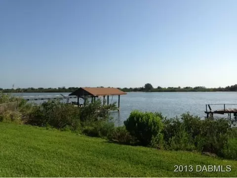 1109 S Riverside Dr, Edgewater, FL 32132 photo 7